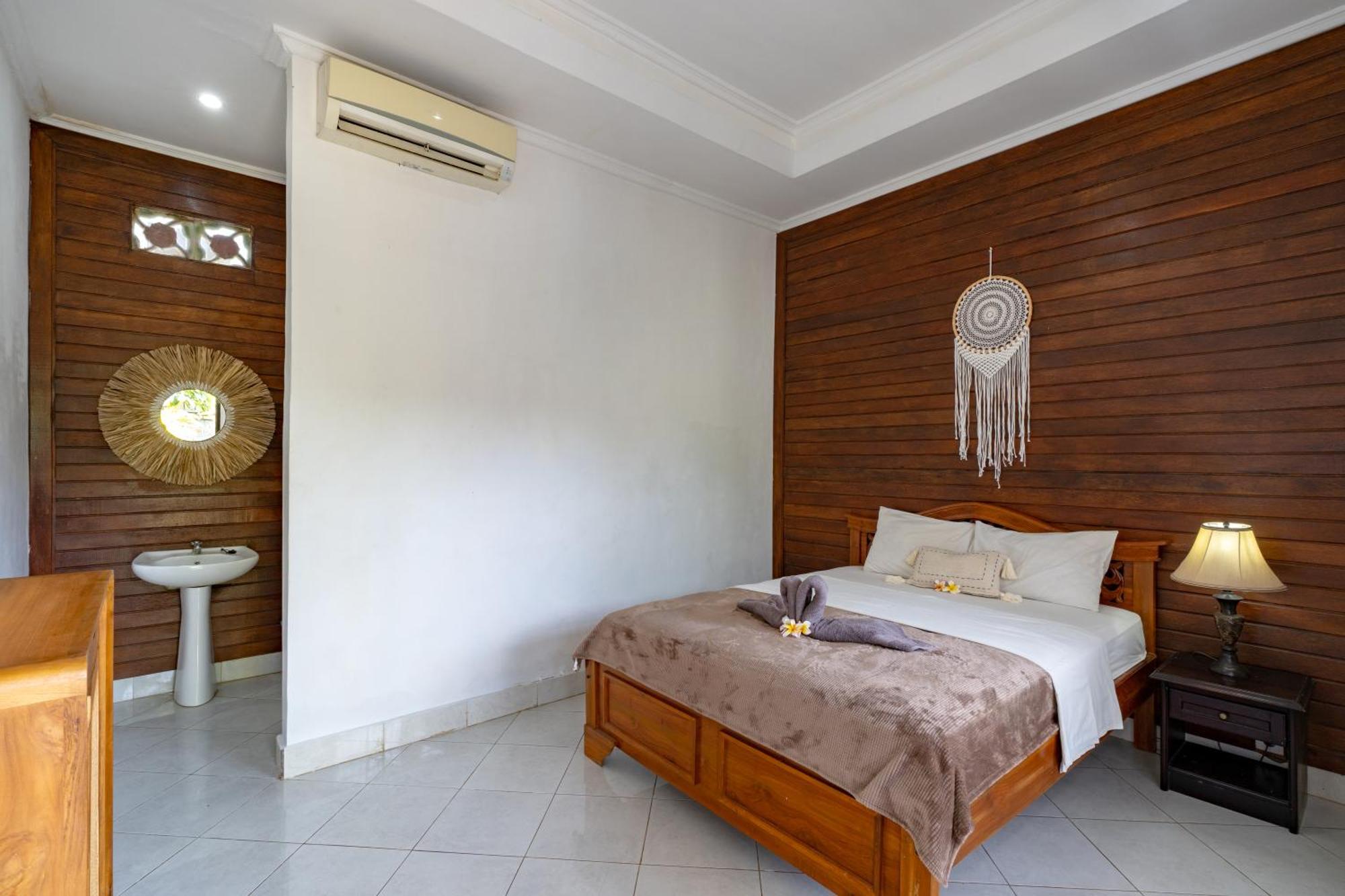 Widia Homestay Nusa Lembongan ภายนอก รูปภาพ